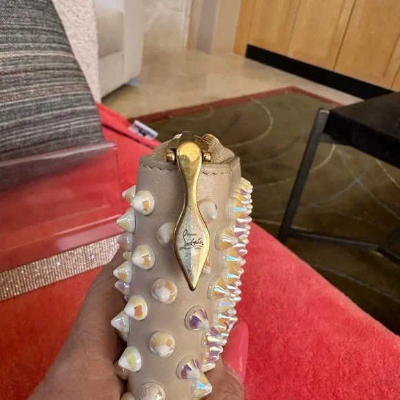 CHRISTIAN LOUBOUTIN STUDDED WALLET CREAM W/IRIDESCENT EUC GORGEOUS - Picture 5 of 12